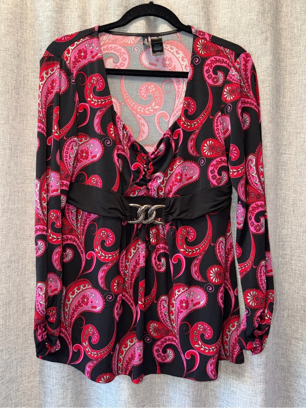 Bisou Bisou Black Long-Sleeve Paisley Blouse with Pink Accents Large